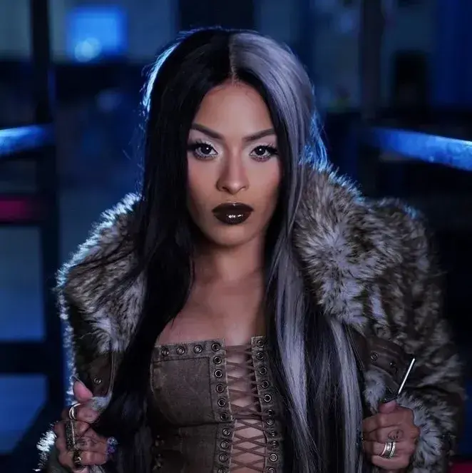 BusyFence3700의 Zelina Vega