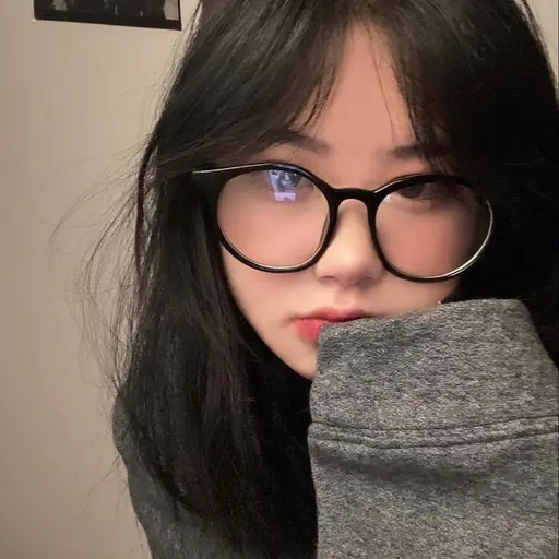 l0v2_.01의 김수연