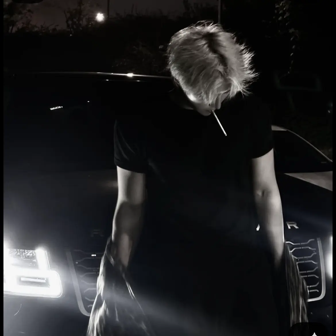 SweetLedge7124의 Midnight Neighbor