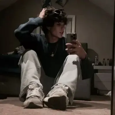 WiseAnime4444의 Mateo Vargas