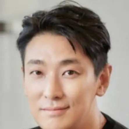 ModernUnau3804의 강곤