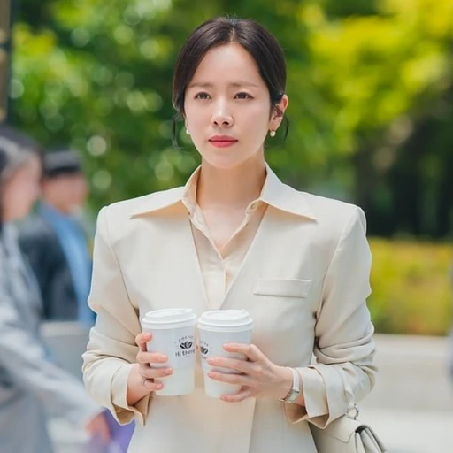 강지윤