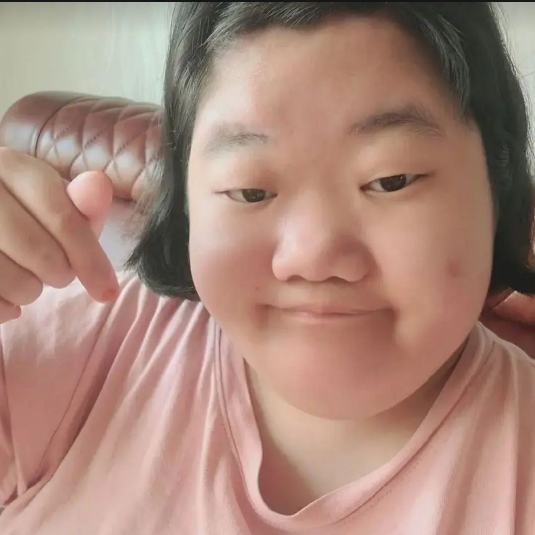 남녀 무리 대표 이미지