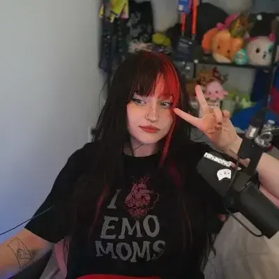 CrispShip1904의 Groomer Niki