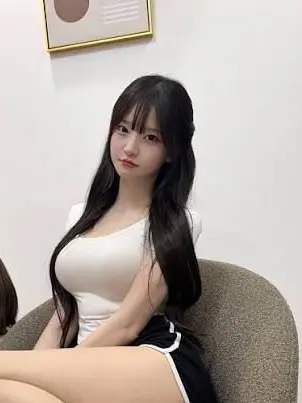 BASKETBALL00의 사촌누나와 둘이 남은 시골집