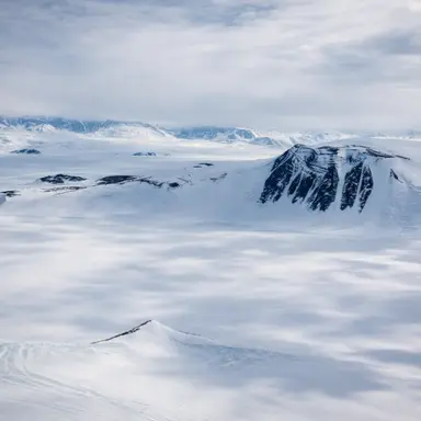 Profile image of 얼어붙은 세계