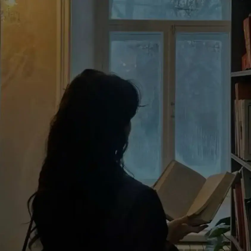 BoringPoem7019의 Falling For Her