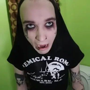 Profile image of Johnnie