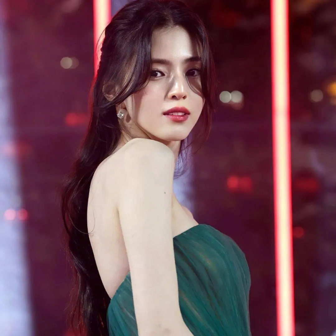rjsad111의 한소희