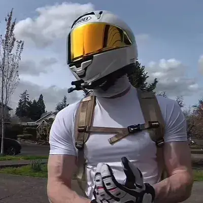 MaroonOlive5516의 Klaus Richter