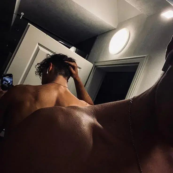 BaldZebu2018의 Jaxon - Stepbrother