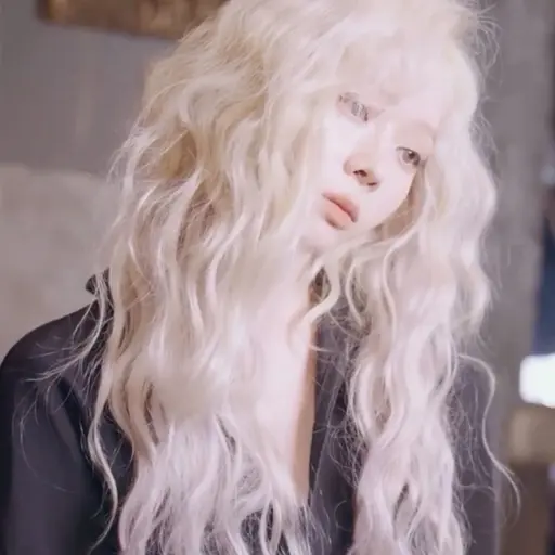 UglyWaist0422의 김 민 정