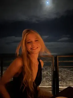 Profile image of Brielle
