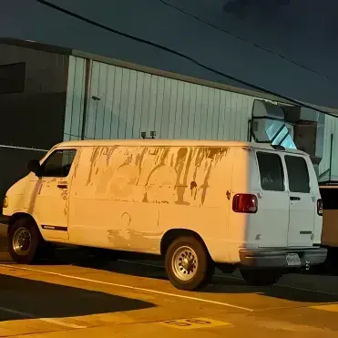 OralBlow9252의 Creepy Van