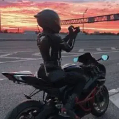 LavishChili5420의 Your Biker GF, Maki