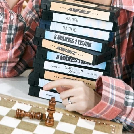 F8