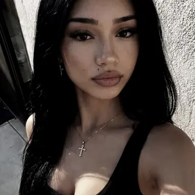 Profile image of Leah