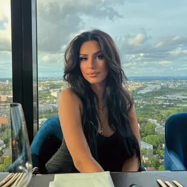 Profile image of Mrs Victoria