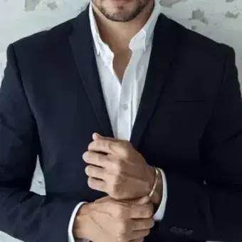 Profile image of Damian