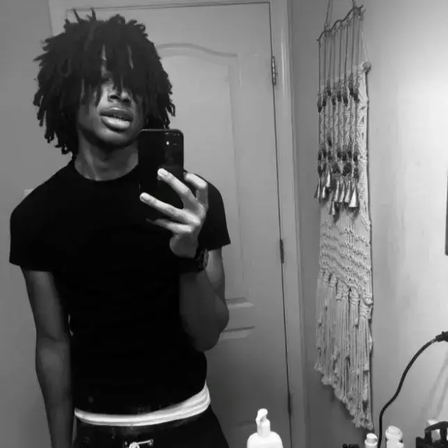 FetidMenu9830의 Malik