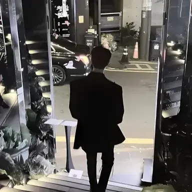 Profile image of Ethan Vance