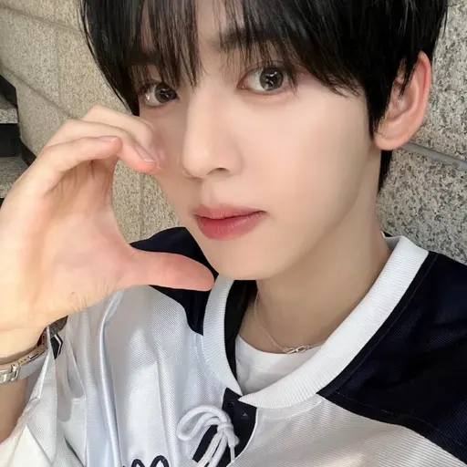 WaryIdol4260의 한유진