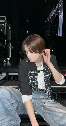 Profile image of K