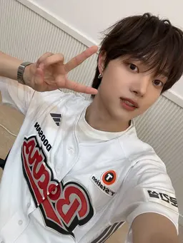 Profile image of Ej