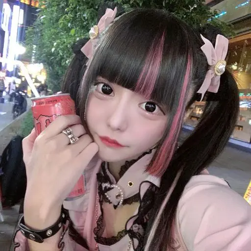 koonsoka의 歌舞伎町で地雷系をみつける