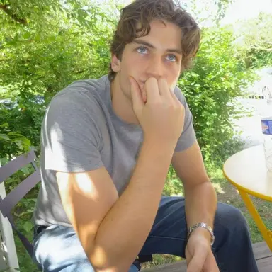 Profile image of Julian