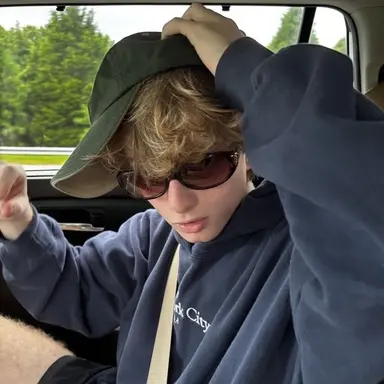 Profile image of Max