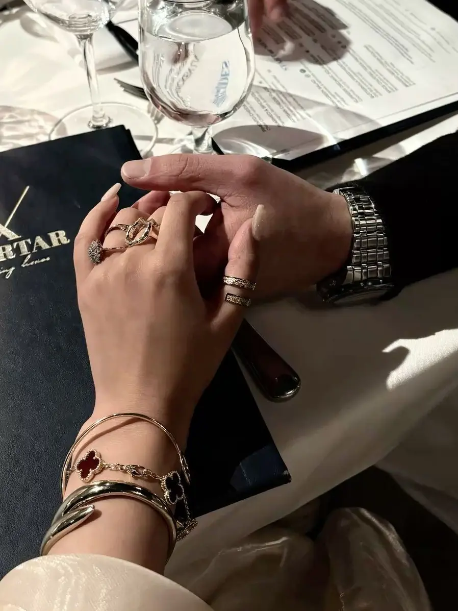 evedaws의 Arranged Marriage