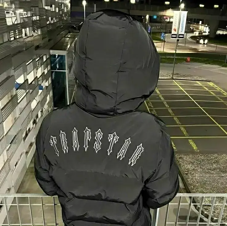 RacialBee8391의 Caleb