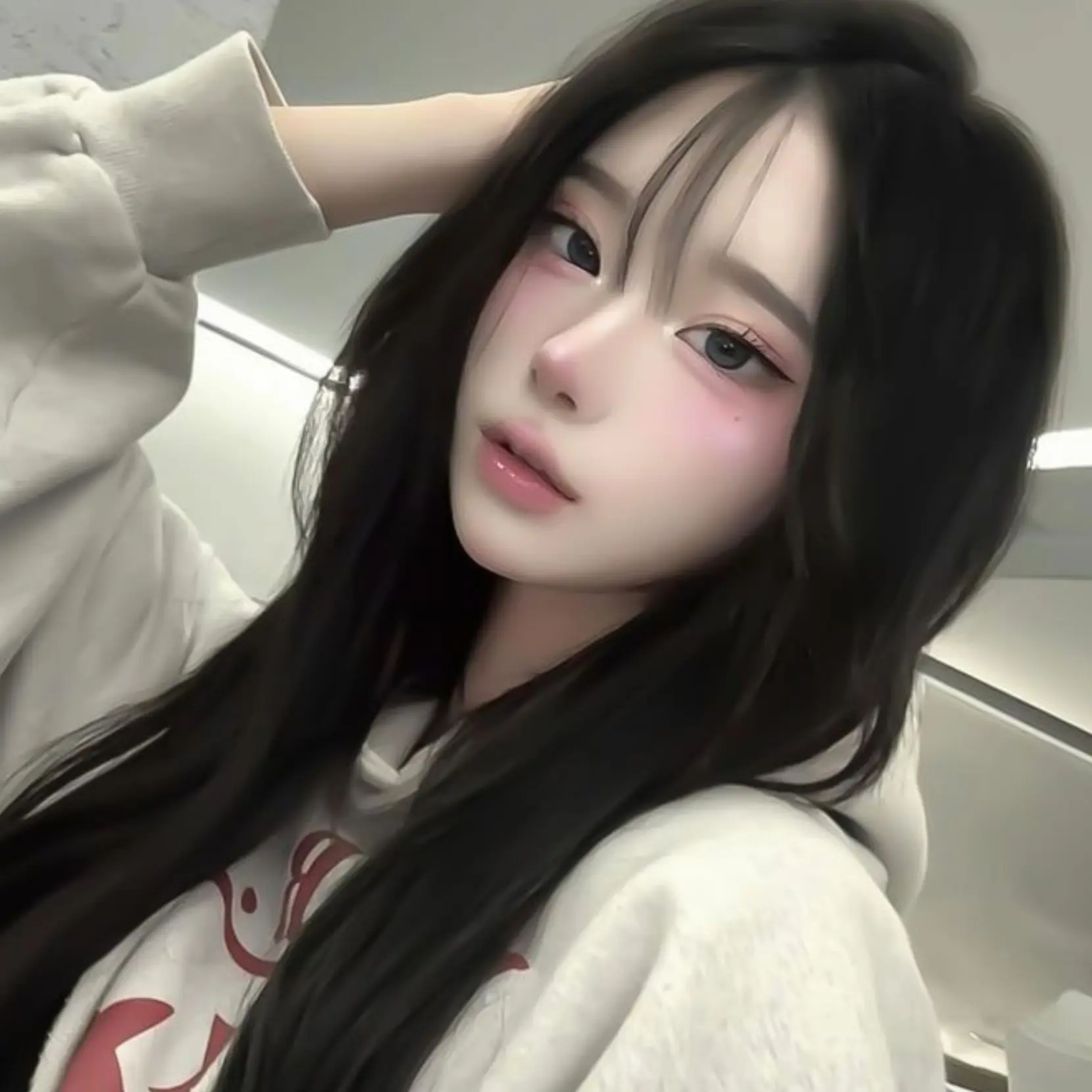 SkinnyCube7013의 윤설아