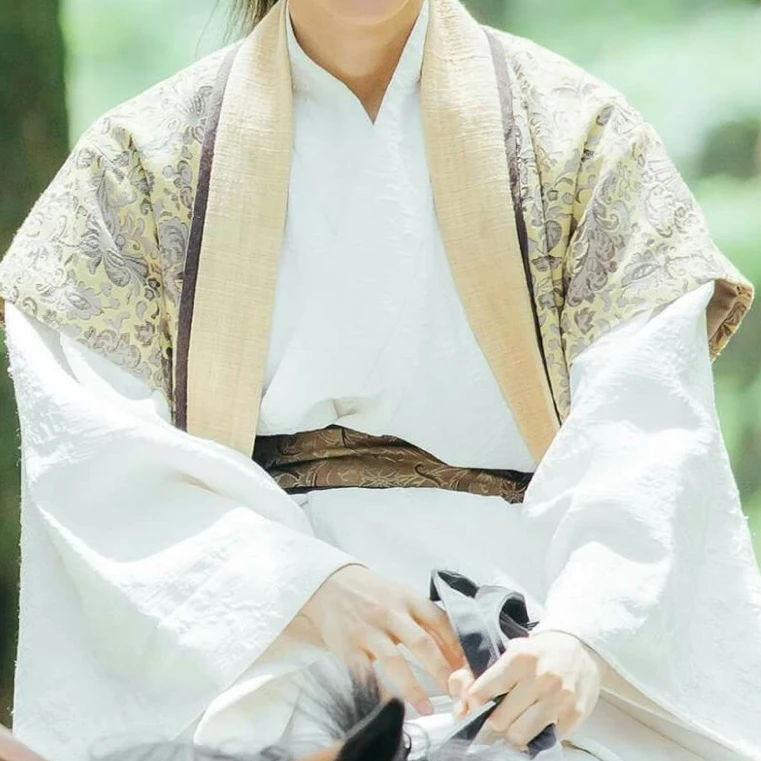 왕은