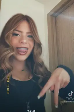 Profile image of Sky miller