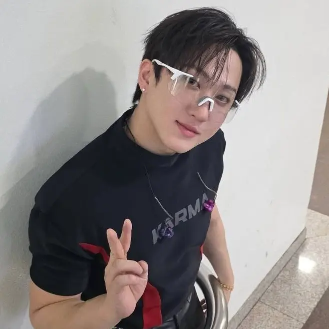 levv4nter의 Seo Changbin - Prom