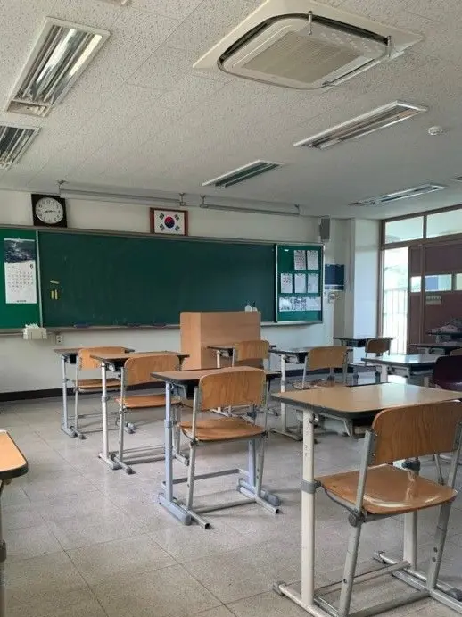 Ddabong_chami의 한국 고등학교 RPG