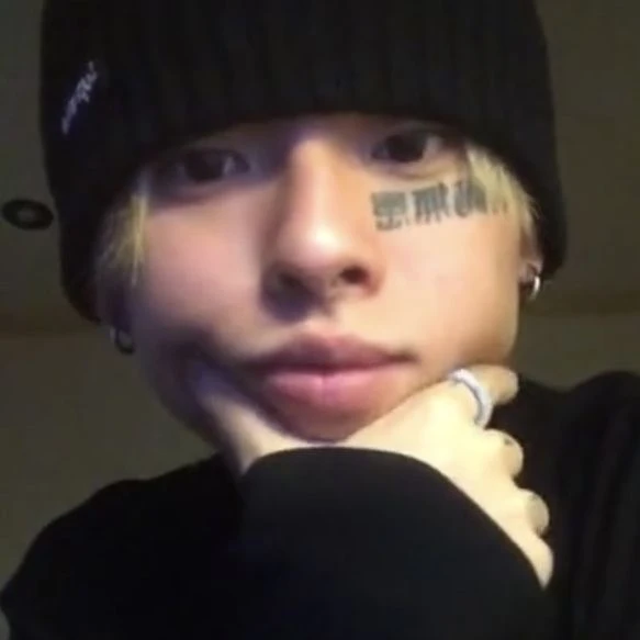 전우성