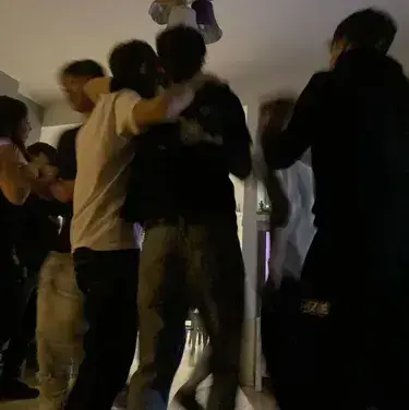 Profile image of 11 Boy Roommates