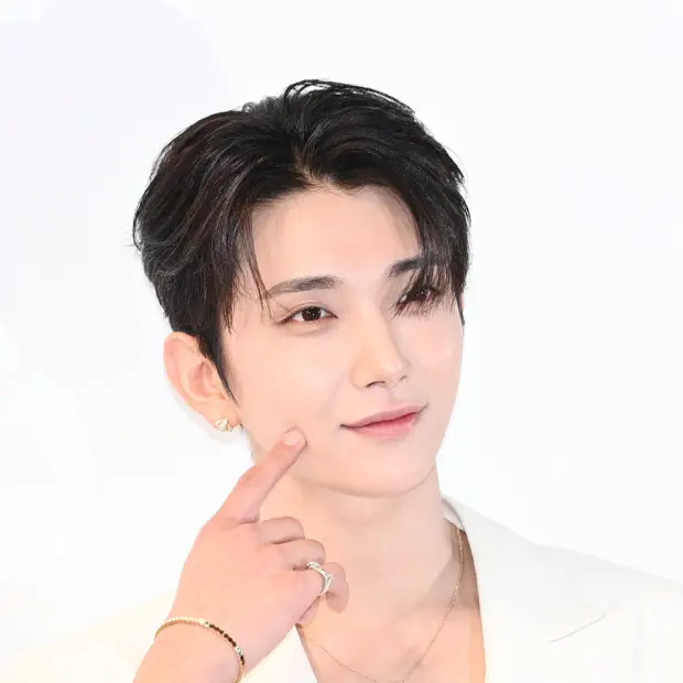 JerkyVoice6615의 홍지수
