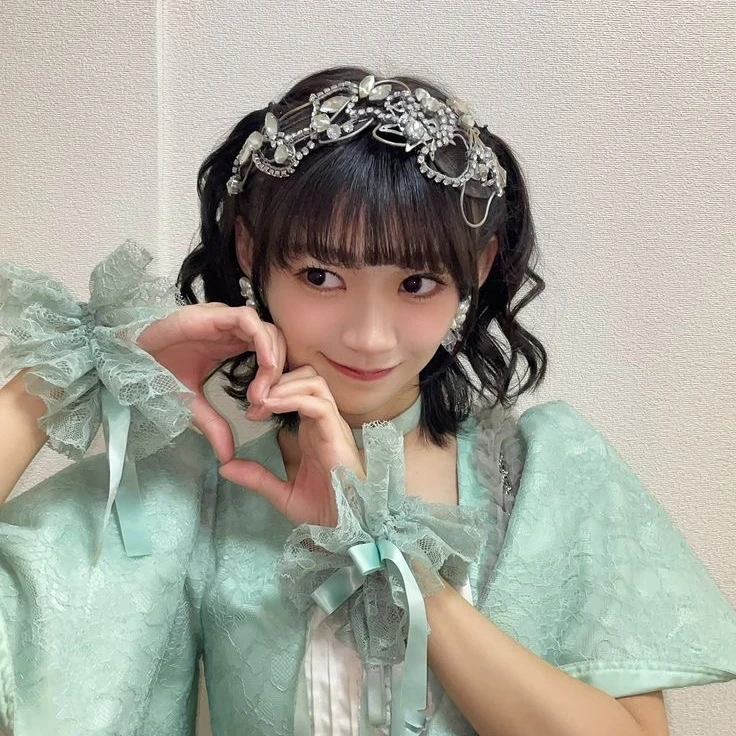 板倉かな