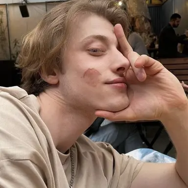Profile image of Evan Rosier