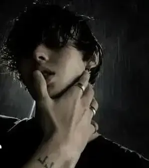 TrendyKrait2250의 Damien