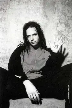 WeakFern1043의 Jonathan Davis