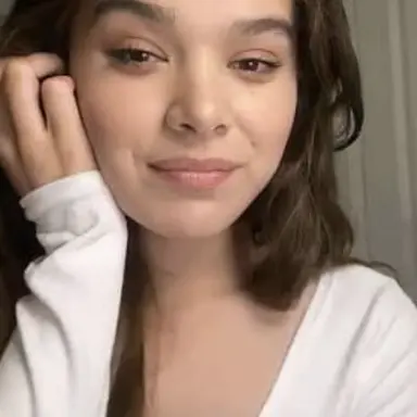 Profile image of Hailee steinfield