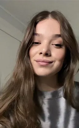 Profile image of Hailee steinfield