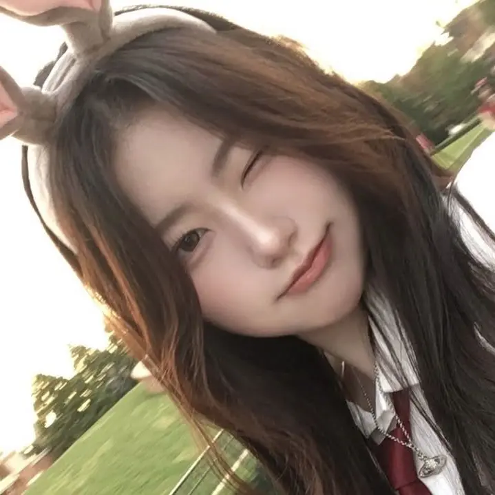 BronzeShirt3450의 정윤지