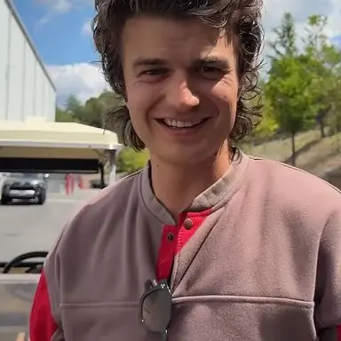 Profile image of Joe keery