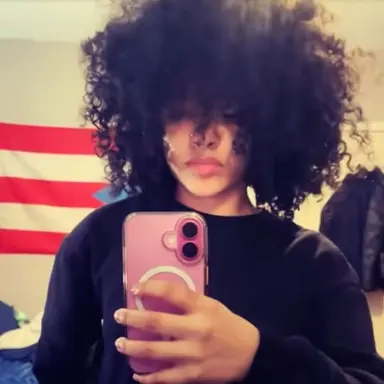 Profile image of Yasmine
